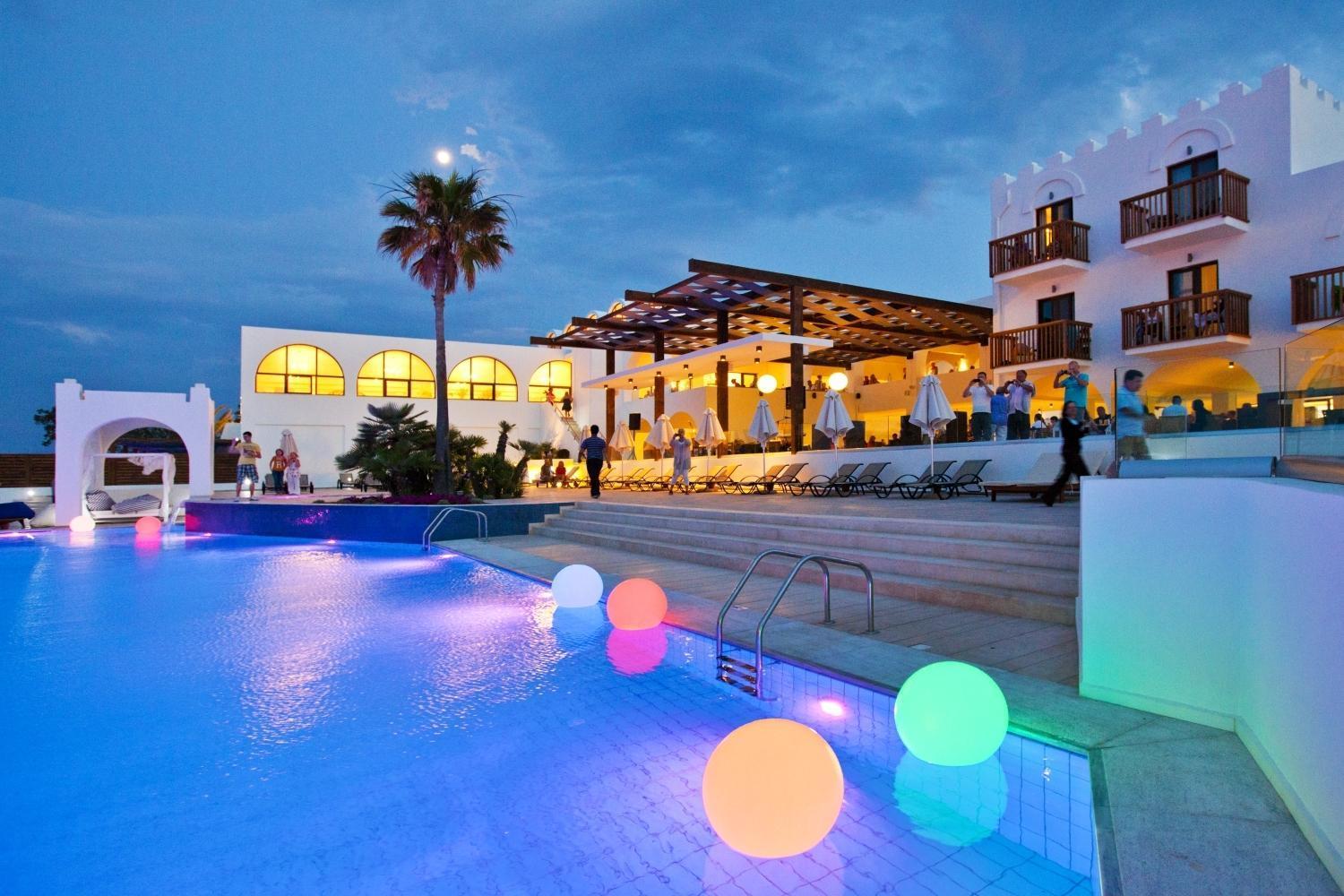 Oceanis Beach & Spa Resort Psalidi  Exterior photo