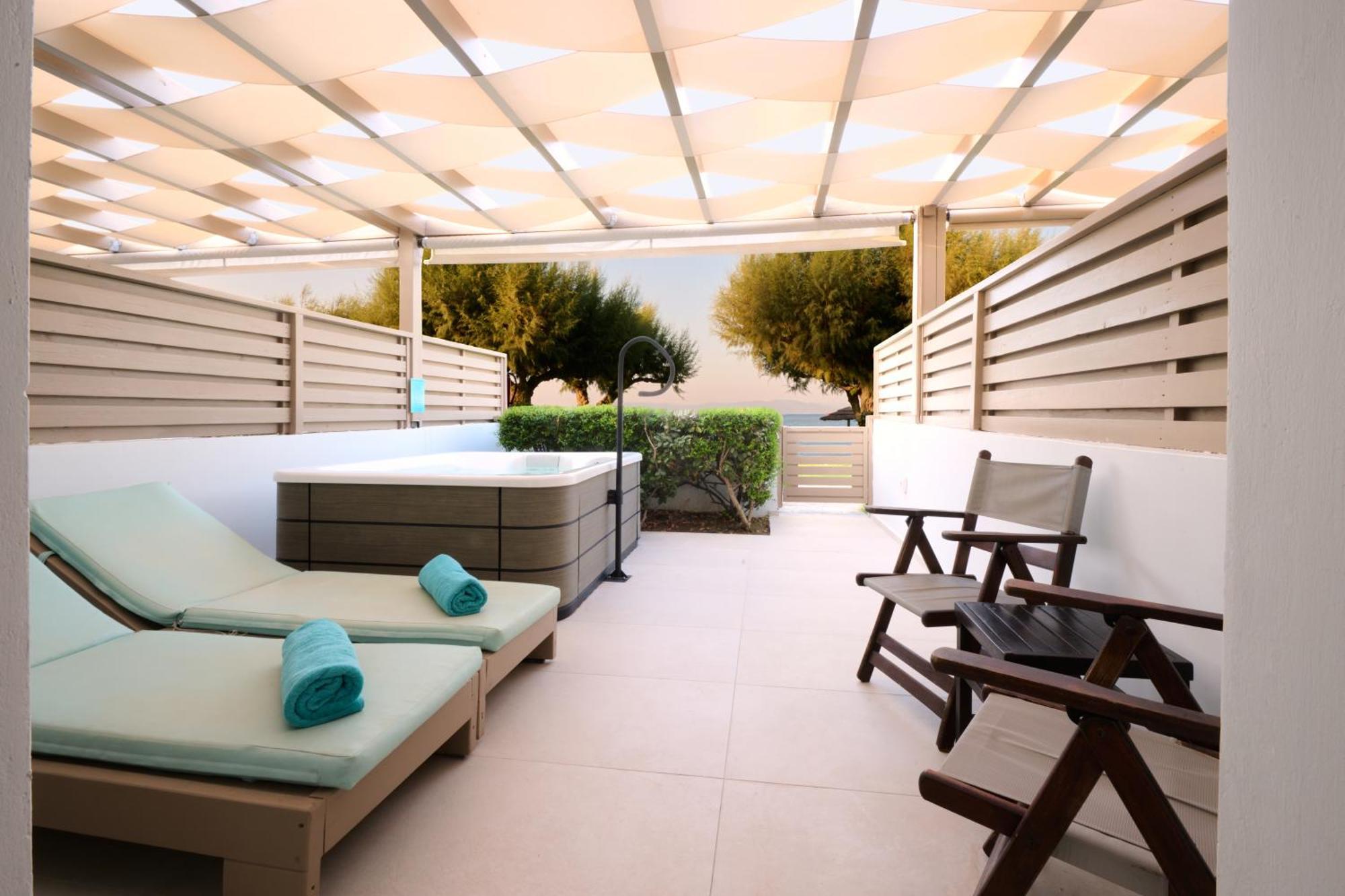 Oceanis Beach & Spa Resort Psalidi  Exterior photo
